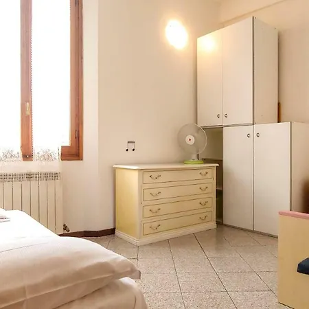 Casa San Felice, Spaziosa E Luminosa Daire Bolonya