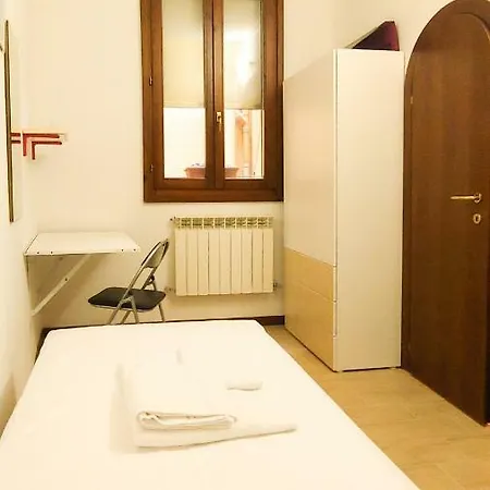 Casa San Felice, Spaziosa E Luminosa * Bolonya