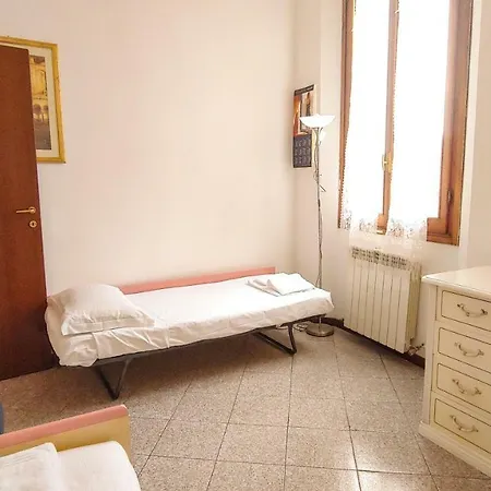 Casa San Felice, Spaziosa E Luminosa Apartment