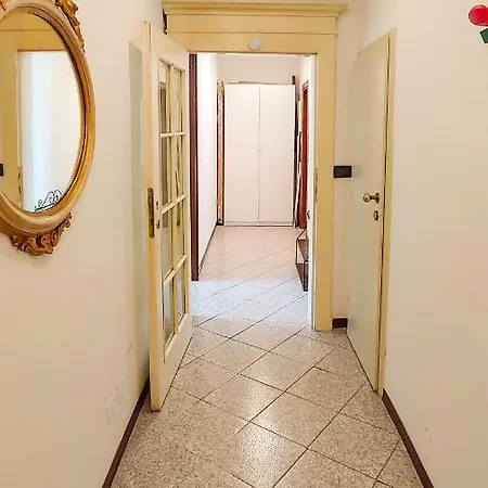 Casa San Felice, Spaziosa E Luminosa Apartment